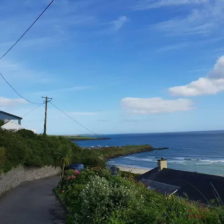Сasa de vacaciones Idyllic Inchydoney Beach - Amazing Sea Views, Path To Beach! *